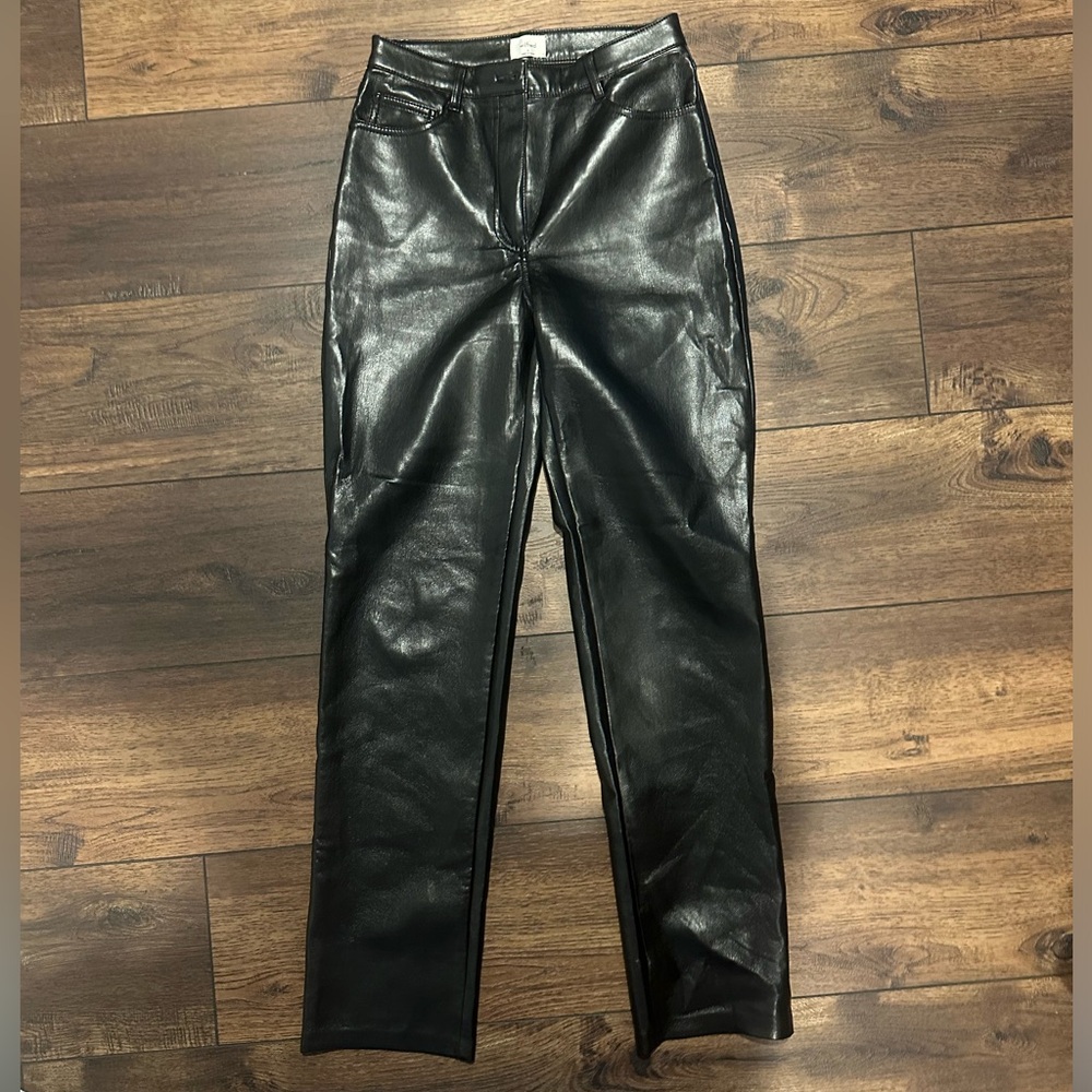 Wilfred Melina Pant